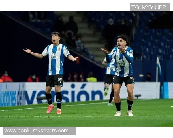 大比分足球赛的精彩瞬间与战术分析探讨 大比分足球赛的精彩瞬间与战术分析探讨